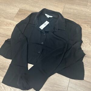 Black cropped blouse